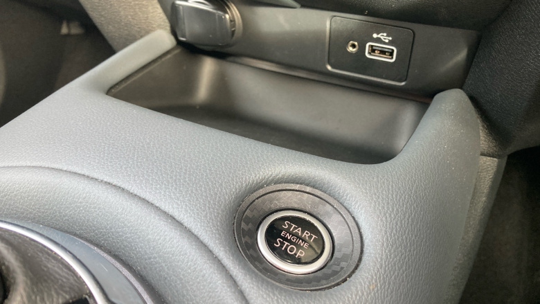 Nissan Juke 1.0 DiG-T 114 Tekna 5dr DCT Petrol Hatchback